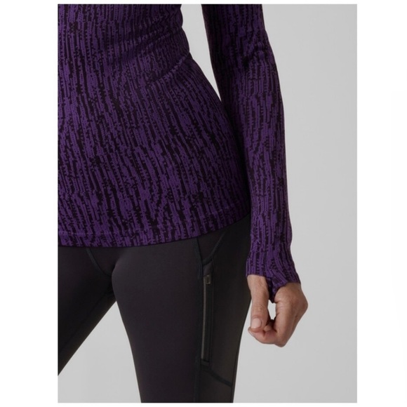 Athleta Flurry Elemental Turtleneck Purple Black Print Women’s Size XS - Picture 9 of 15